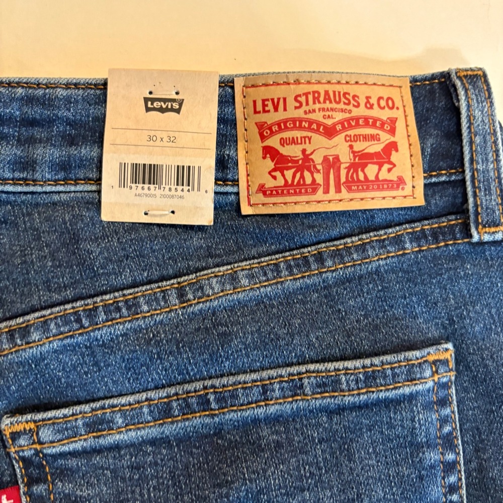 Levis Superlow Bootcut Jeans Womens 30x32 Medium Wash Blue Low Rise Stretch NEW - Picture 8 of 11